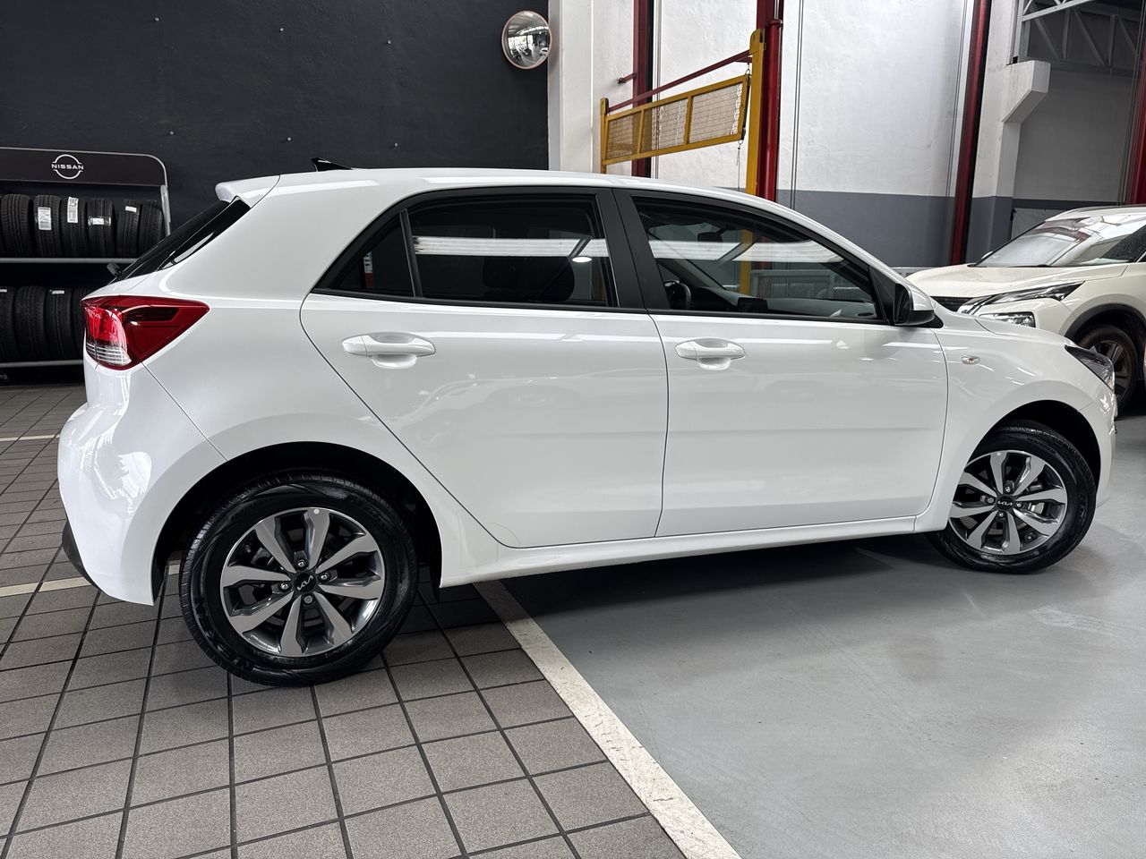2023 Kia RIO LX TM