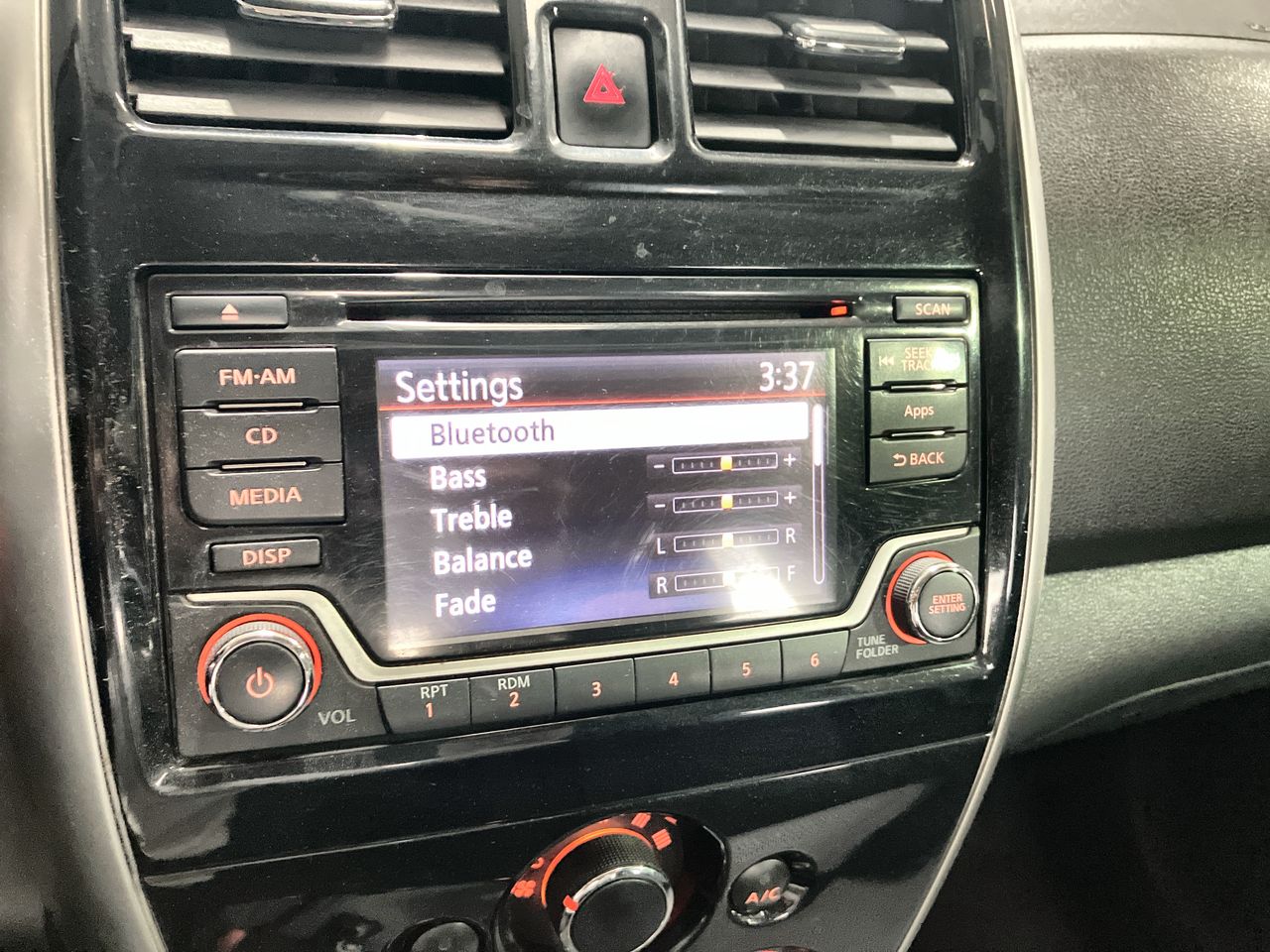 2018 Nissan VERSA ADVANCE AT AC