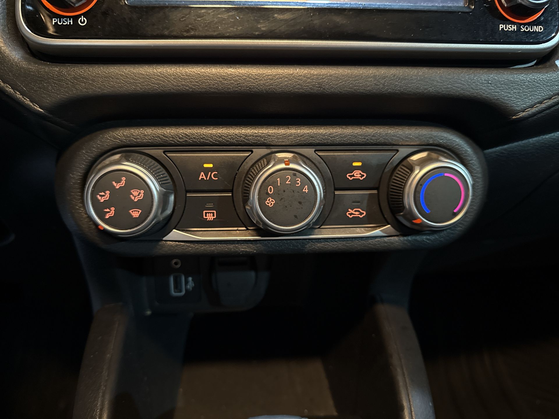 2024 Nissan VERSA SENSE CVT 24