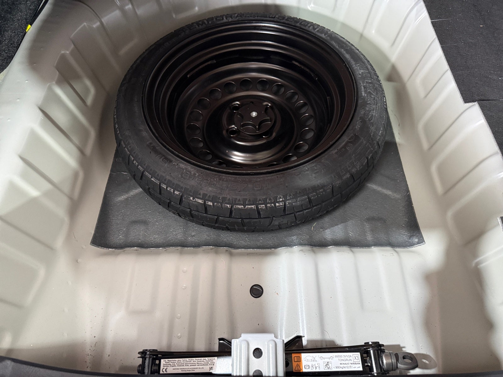 2024 Nissan VERSA SR CVT 24