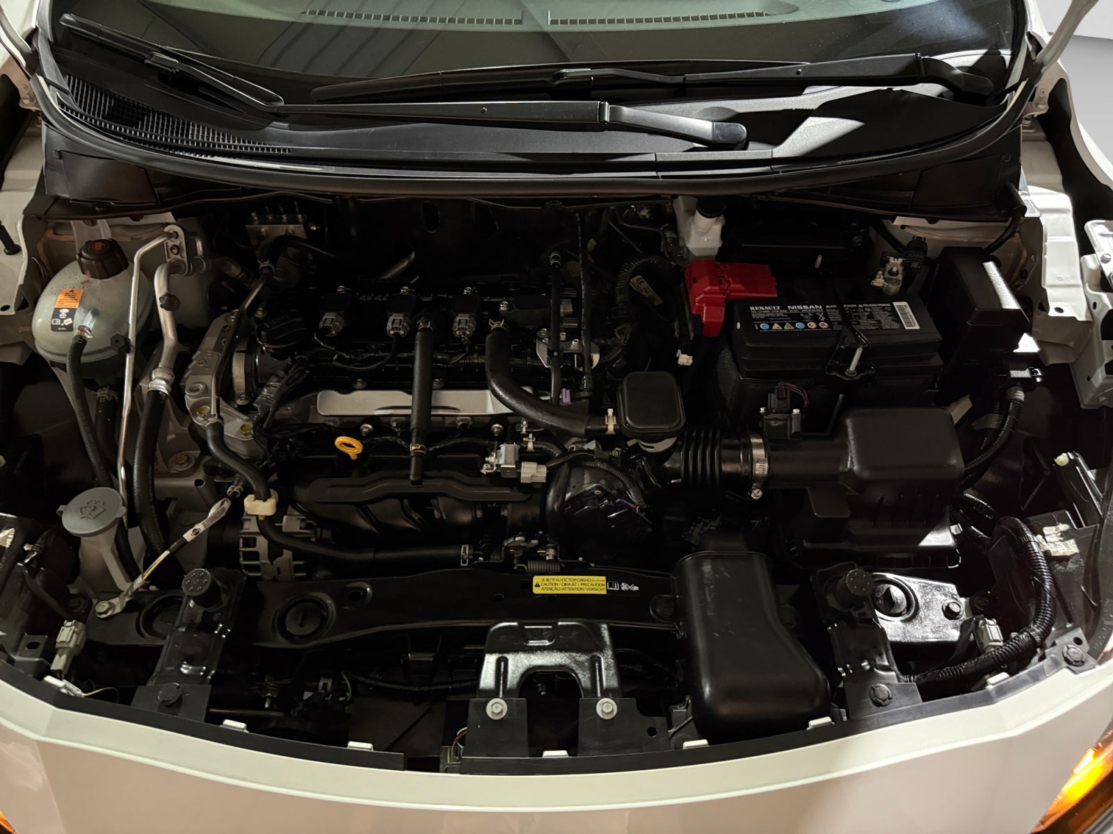 2025 Nissan VERSA VERSA ADVANCE MT