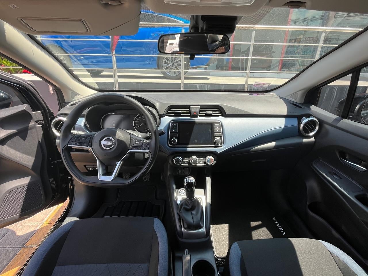 2025 Nissan VERSA ADVANCE MT 25