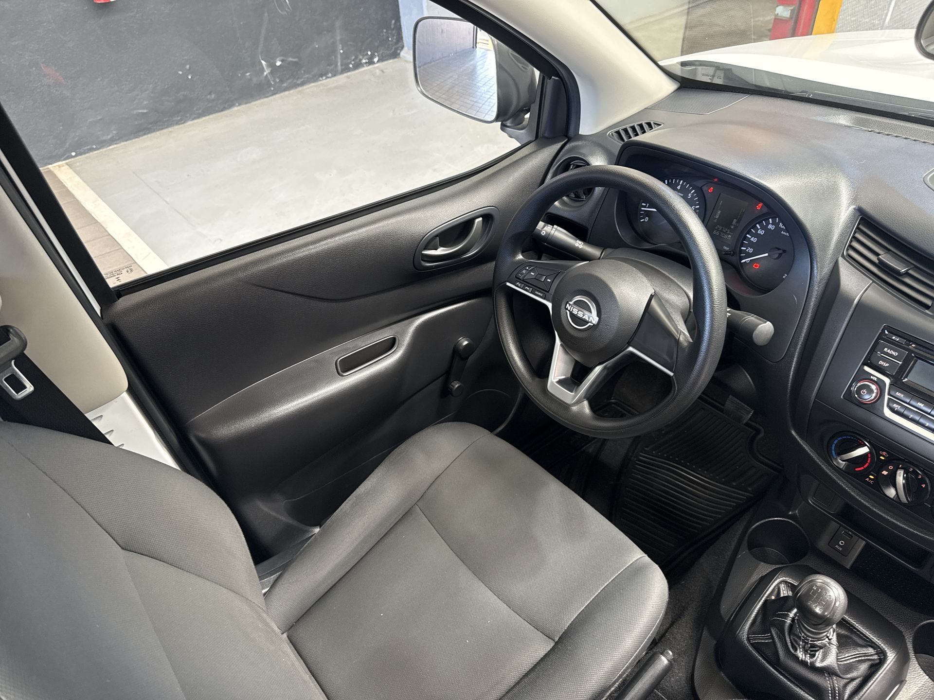 2023 Nissan NP300 CHASIS TM AC 23