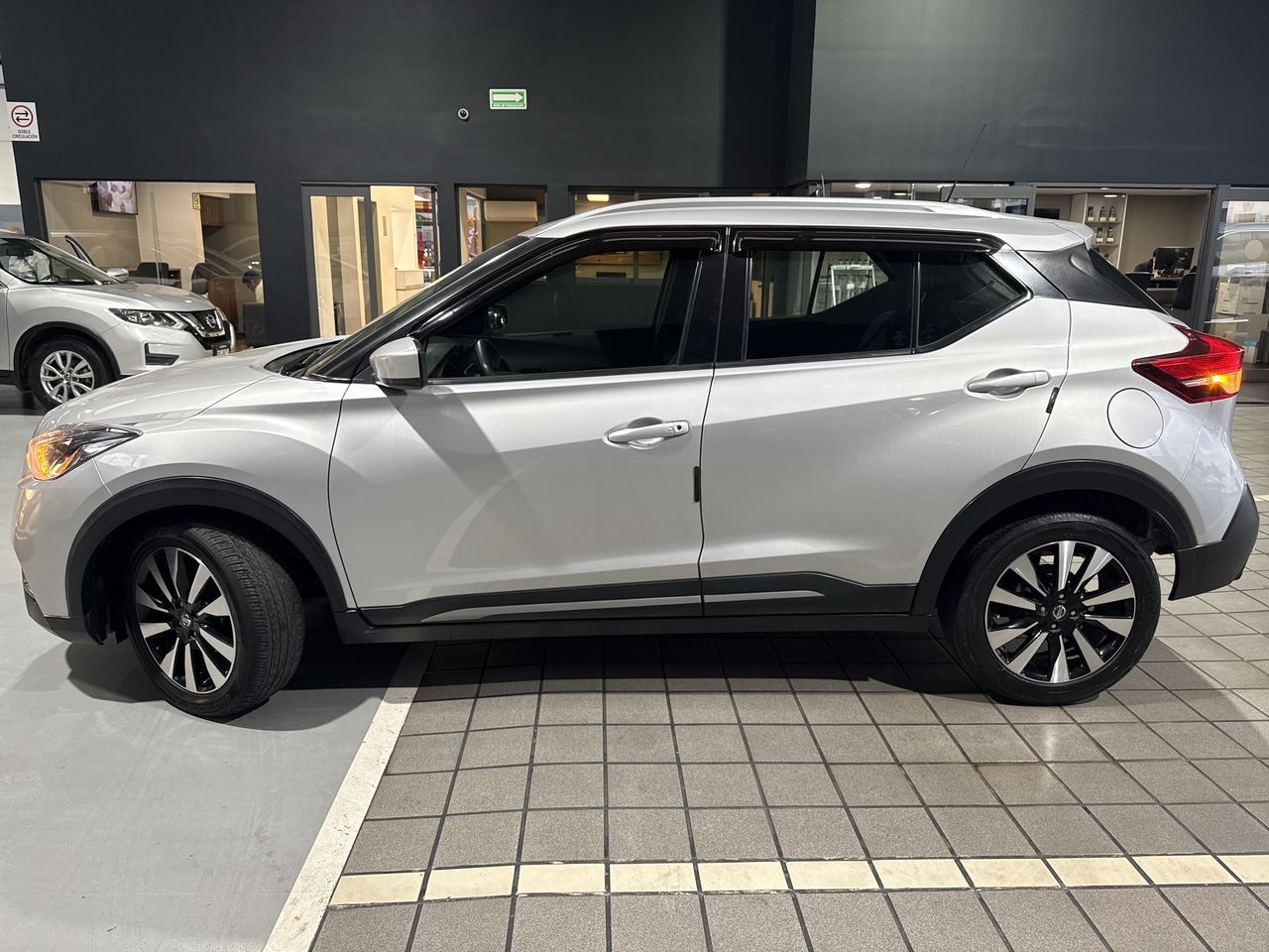 2020 Nissan KICKS ADVANCE 1.6 LTS CVT A/C