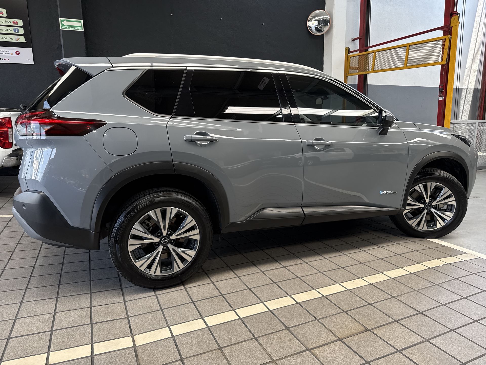 2023 Nissan X-TRAIL EXCLUSIVE E-POWER 2 ROW 23