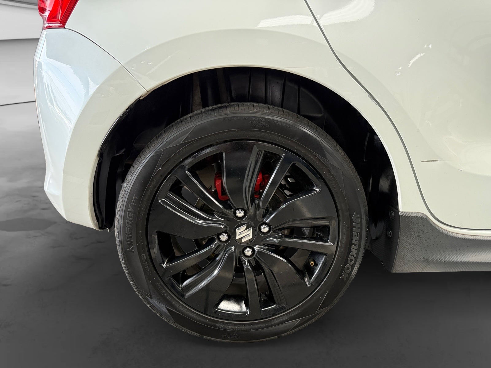 2019 SUZUKI SWIFT GLX TA