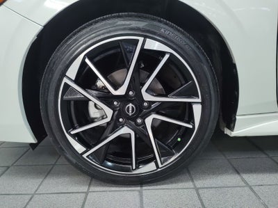 2024 Nissan SENTRA SR BITONO CVT 24