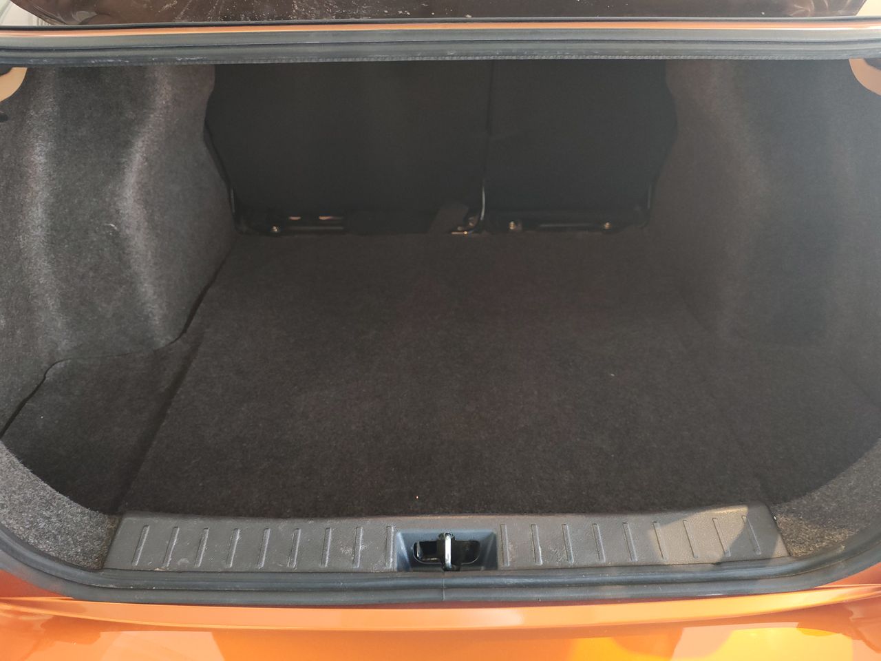2022 Nissan VERSA ADVANCE CVT 22
