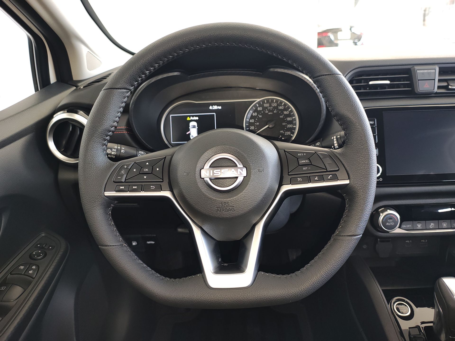 2025 Nissan VERSA SR CVT 25