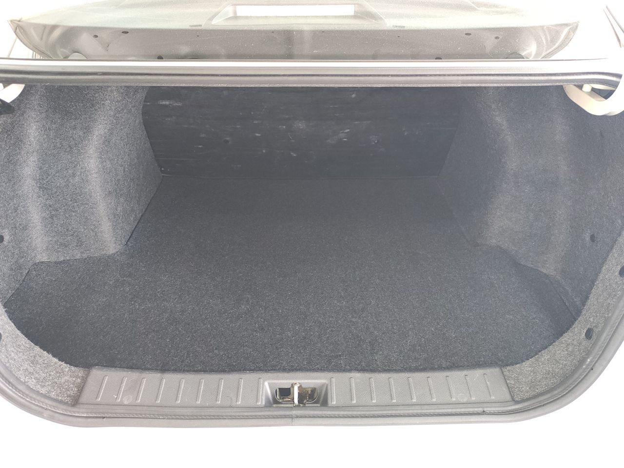 2020 Nissan VERSA SENSE AT AC