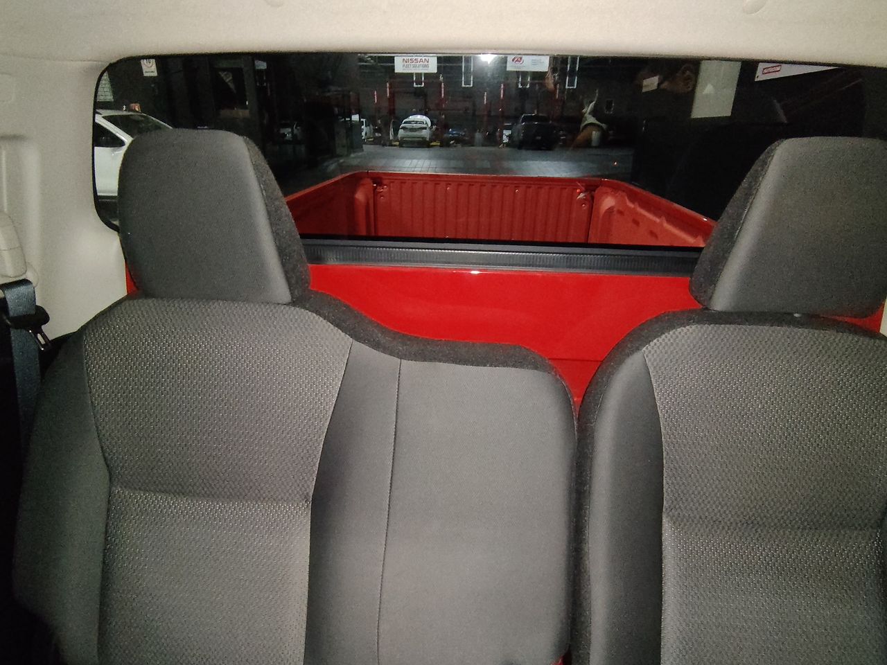 2020 Nissan NP300 PICK UP TM DH AC PAQ. SEG. 6 VEL