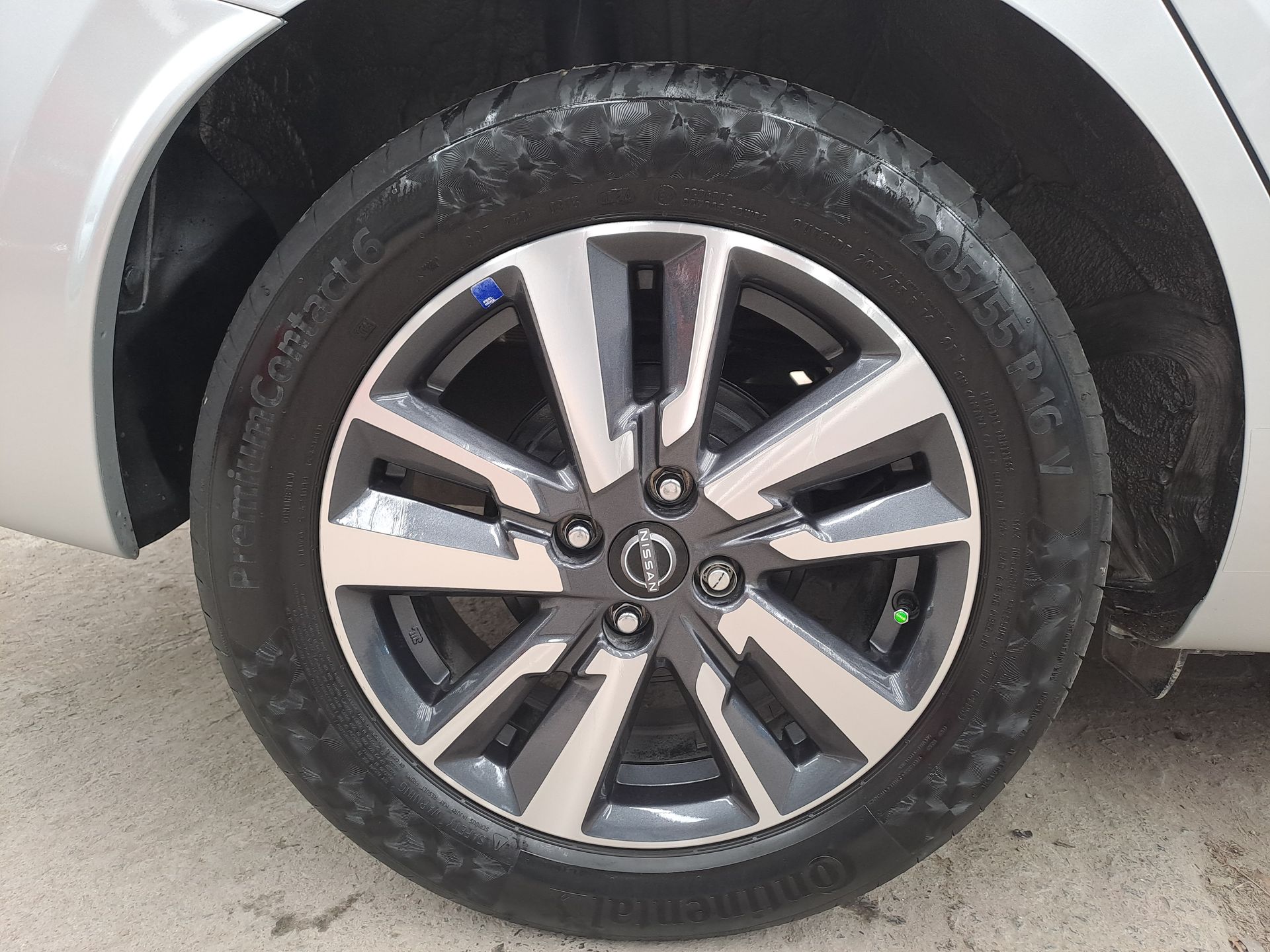 2024 Nissan VERSA ADVANCE CVT 24