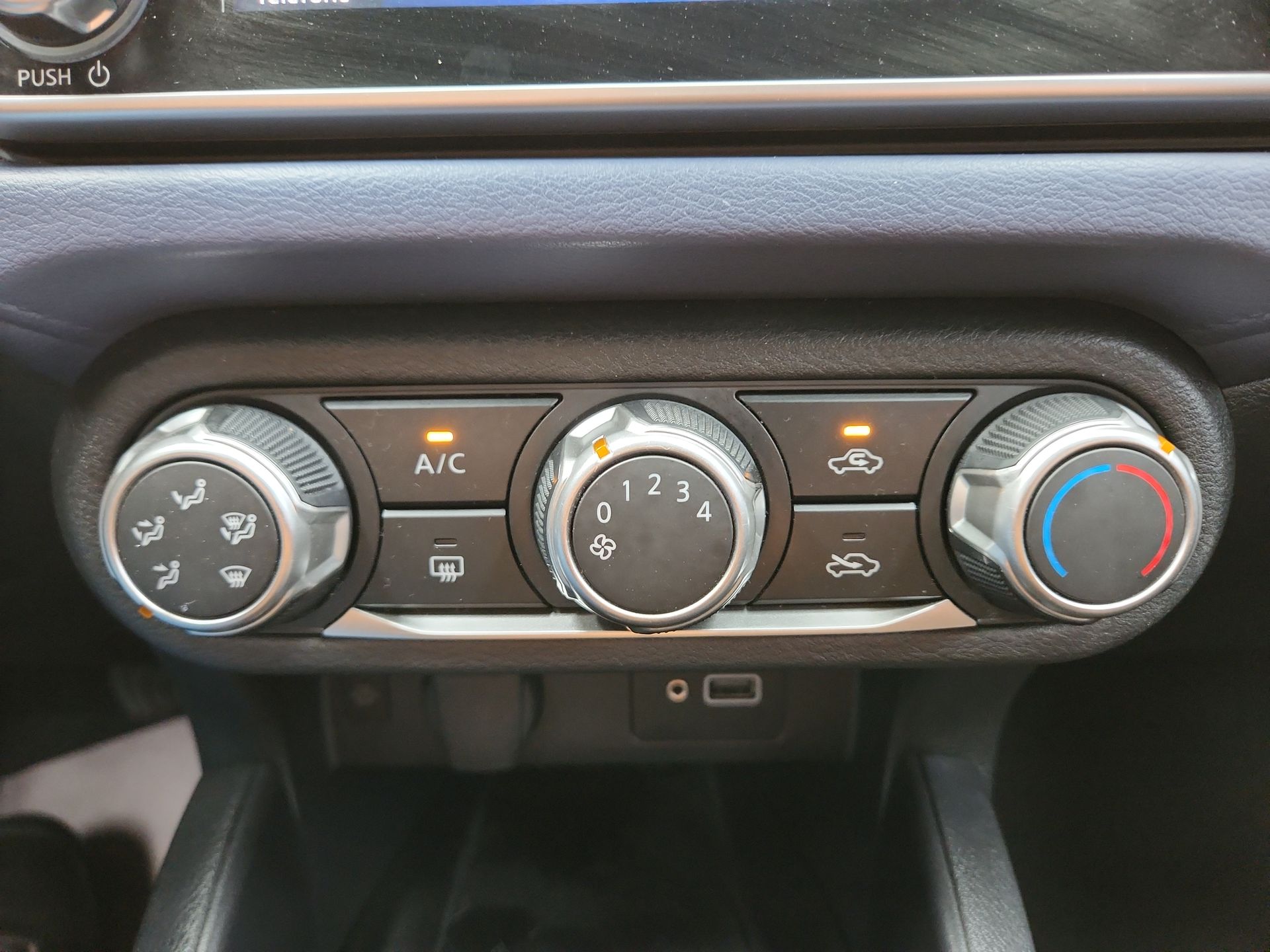 2024 Nissan VERSA ADVANCE CVT 24