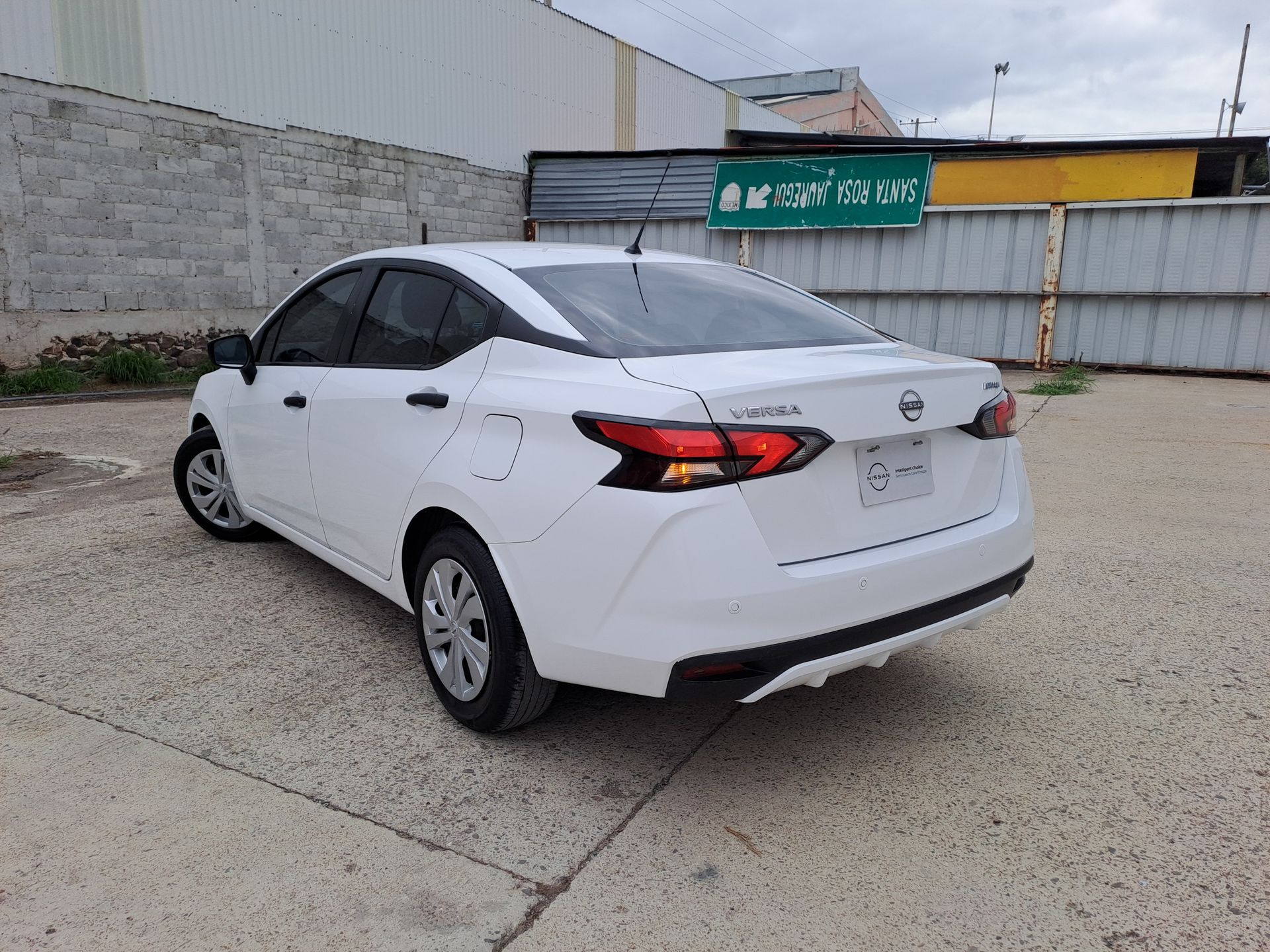 2023 Nissan VERSA SENSE CVT 23