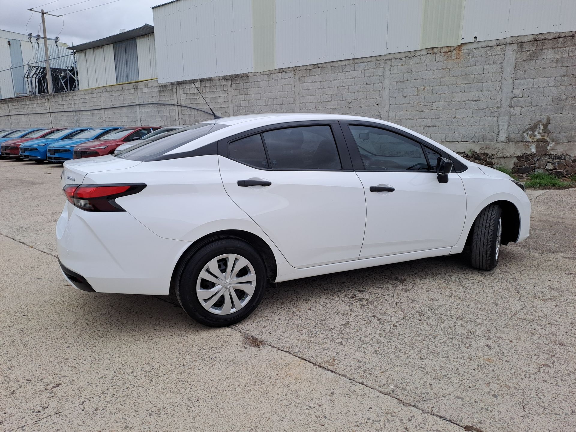 2023 Nissan VERSA SENSE CVT 23