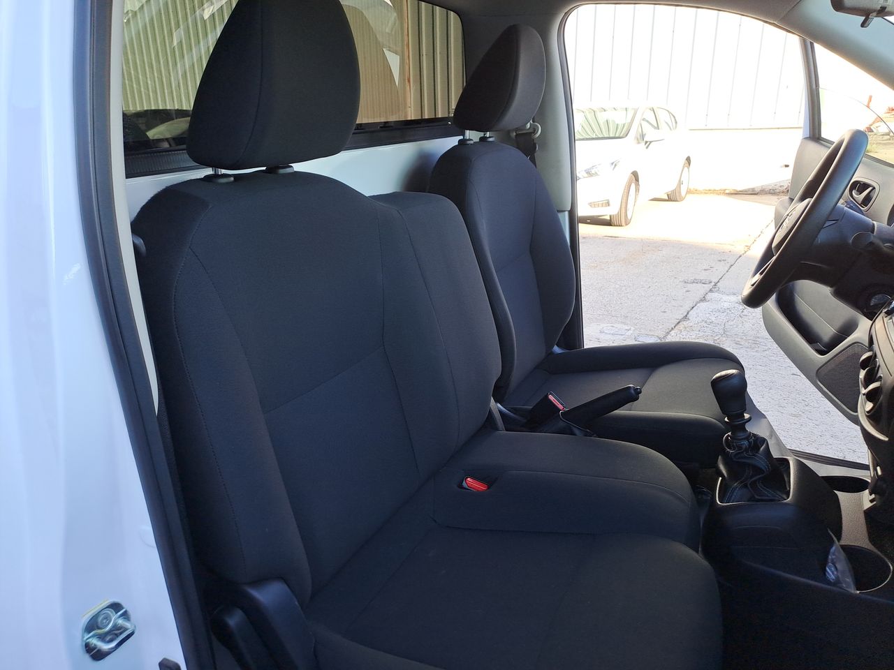 2024 Nissan NP300 NP300 CHASIS TM AC 24