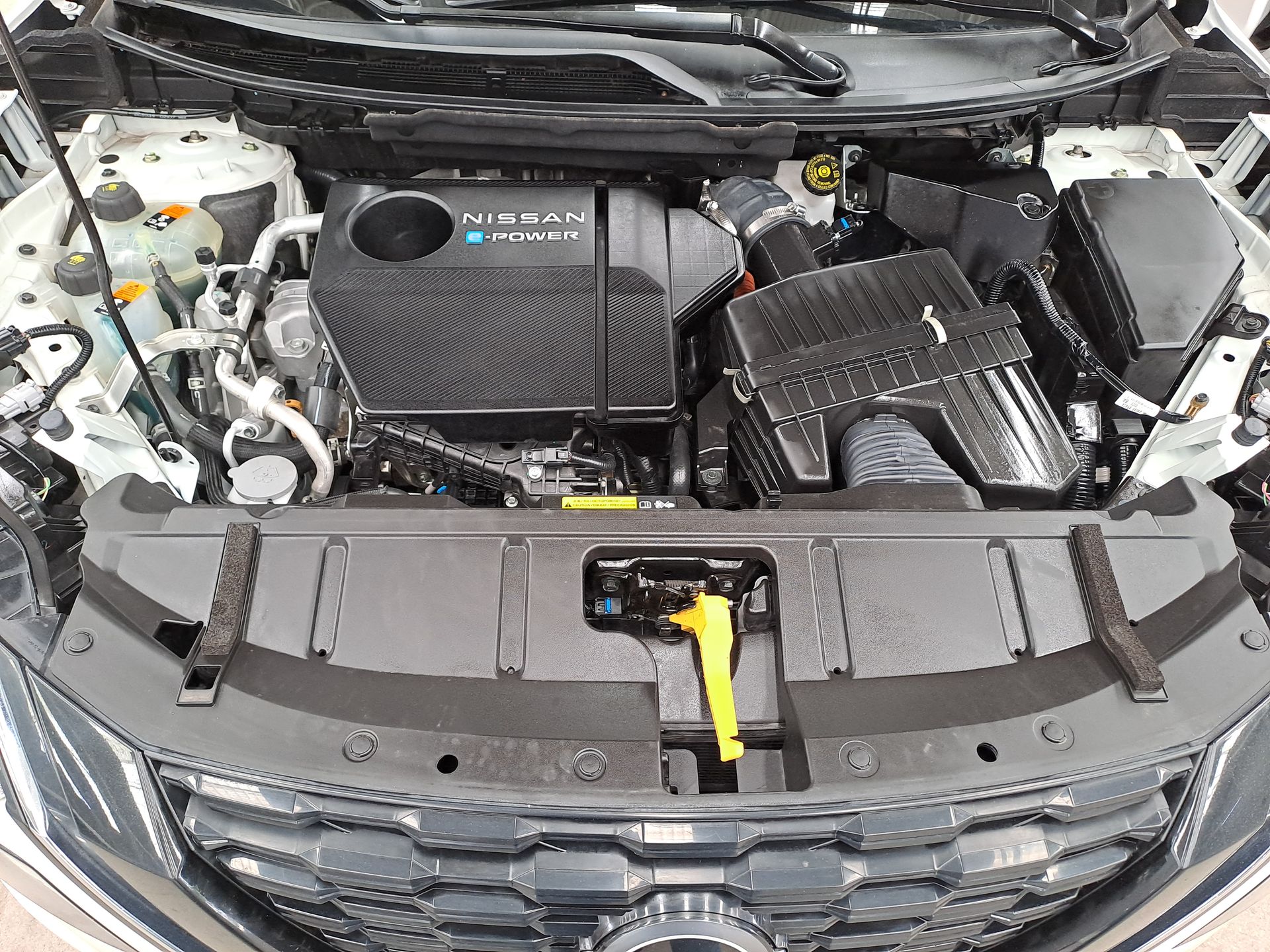 2023 Nissan X-TRAIL PLATINUM E-POWER 2 ROW 23