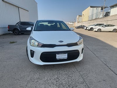 2020 Kia RIO SEDÁN LX TM