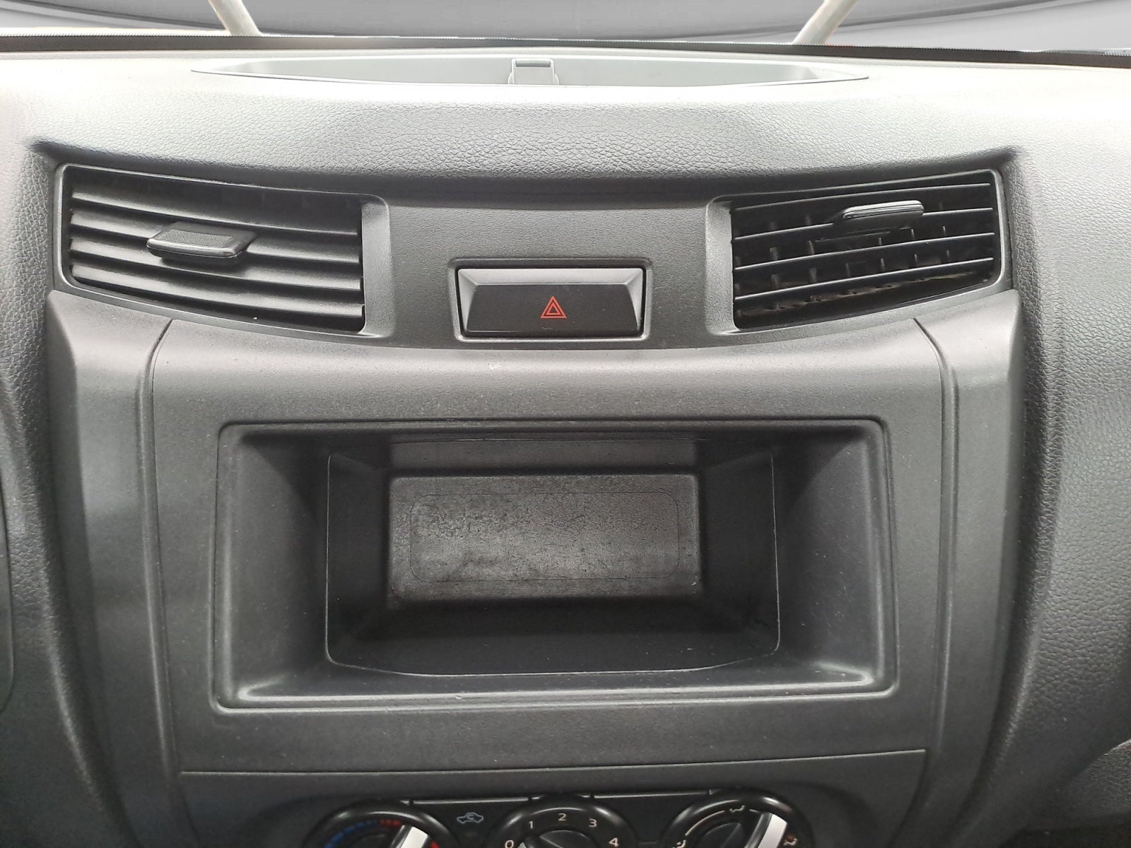 2020 Nissan FRONTIER PICK UP TM DH AC PAQ. SEG. 6 VEL