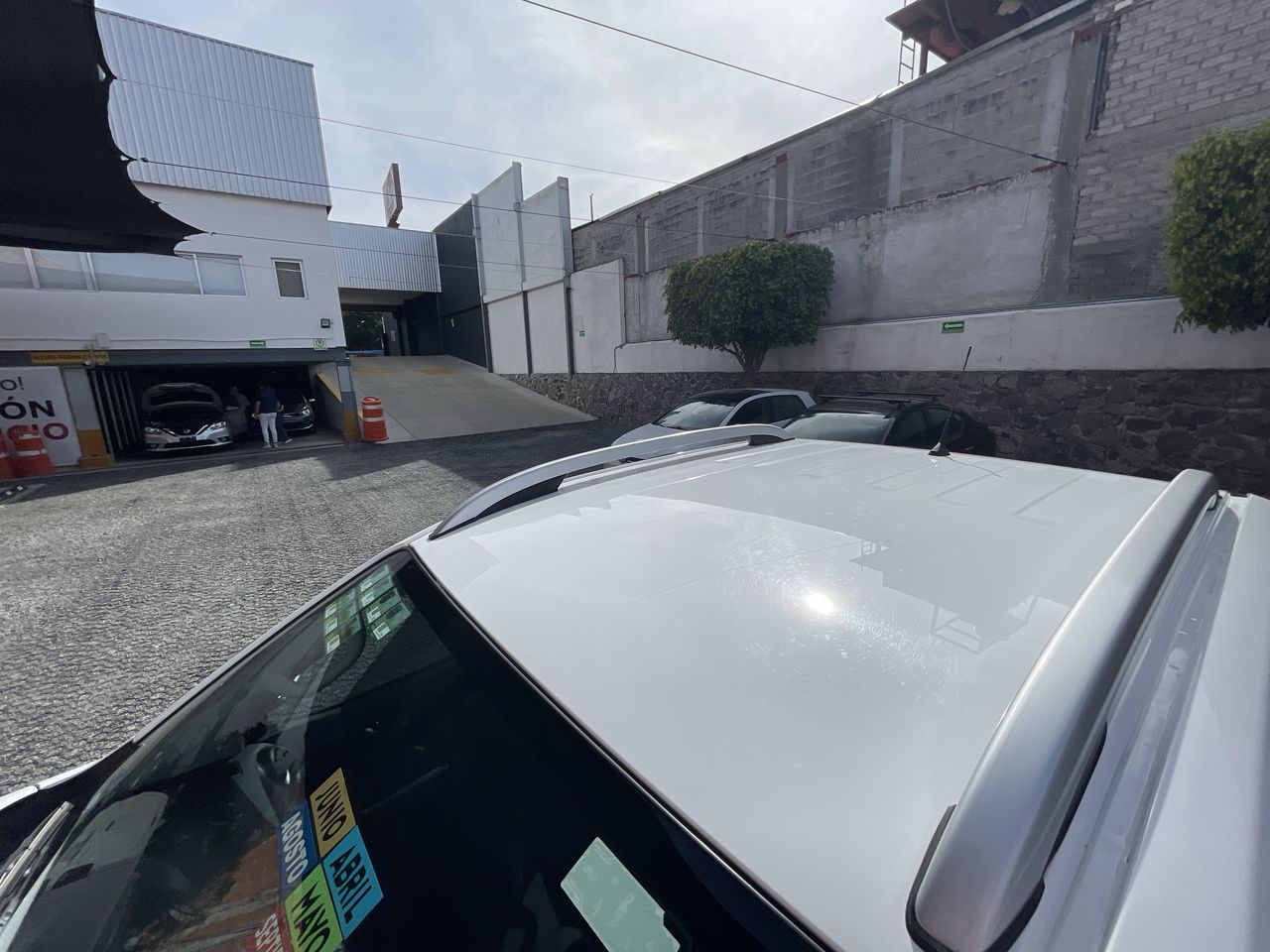 2023 Nissan FRONTIER LE TM 23