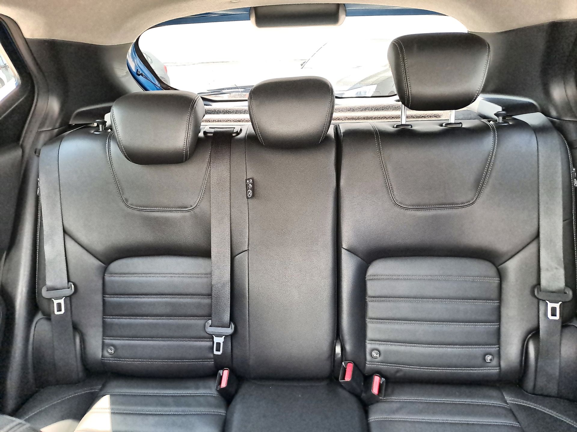 2024 Nissan KICKS PLATINUM BI-TONO 1.6 LTS CVT 24