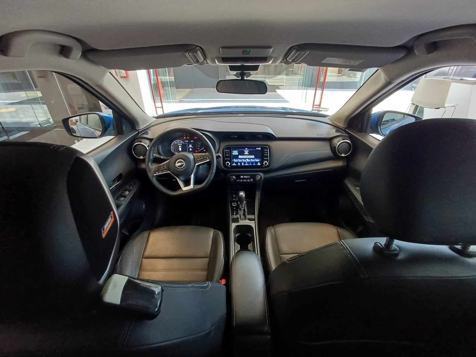 2023 Nissan KICKS PLATINUM 1.6 LTS CVT 23