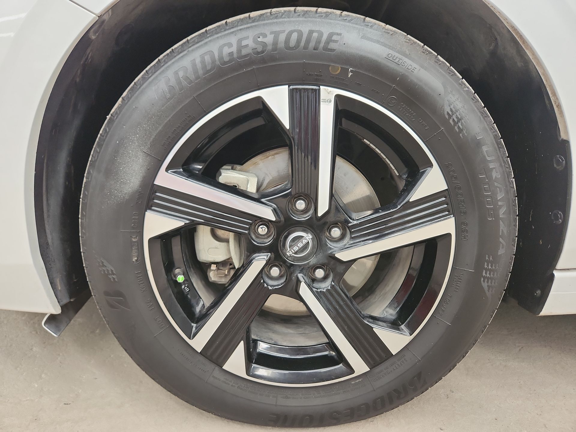 2024 Nissan SENTRA ADVANCE CVT 24