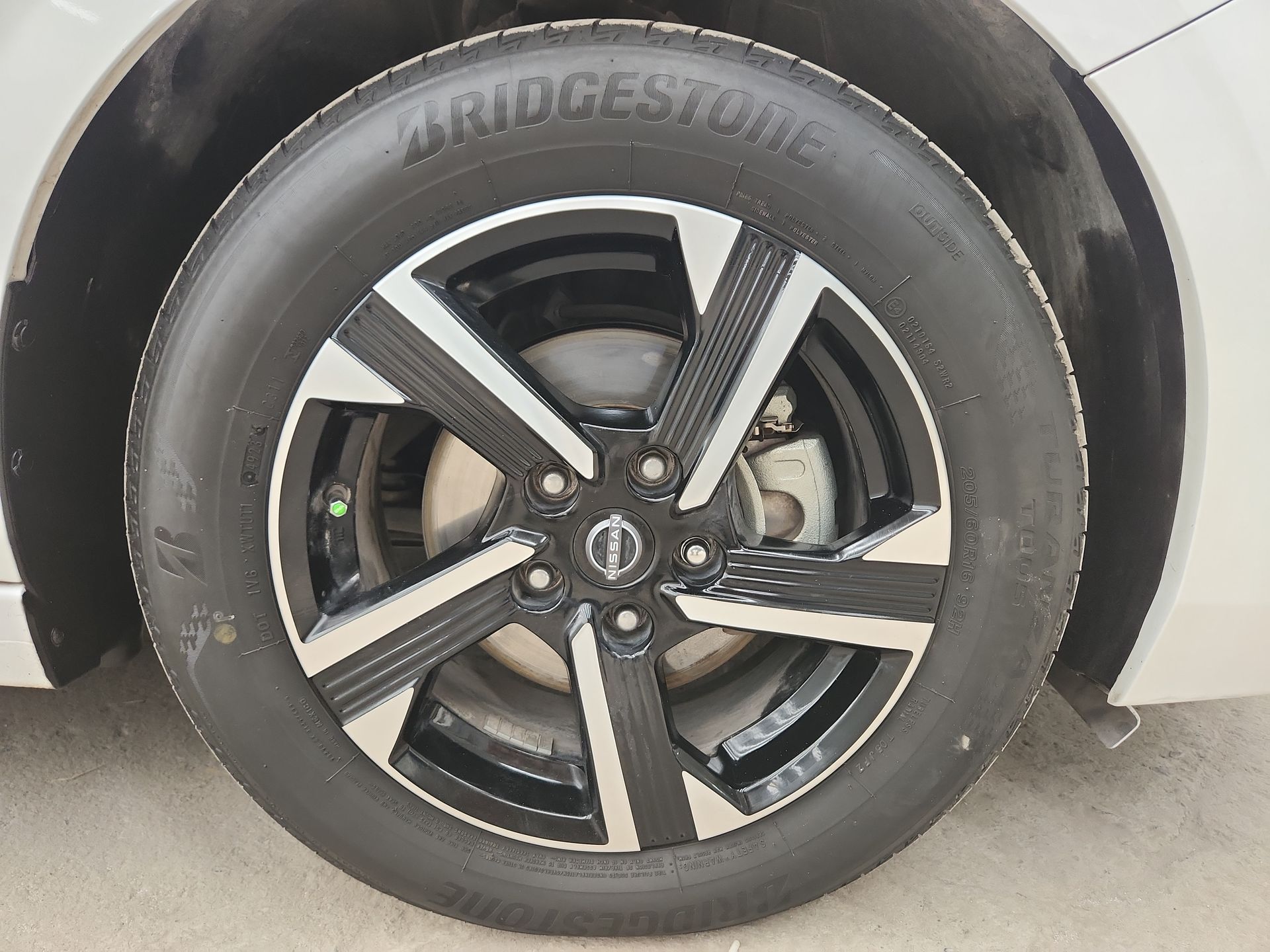 2024 Nissan SENTRA ADVANCE CVT 24