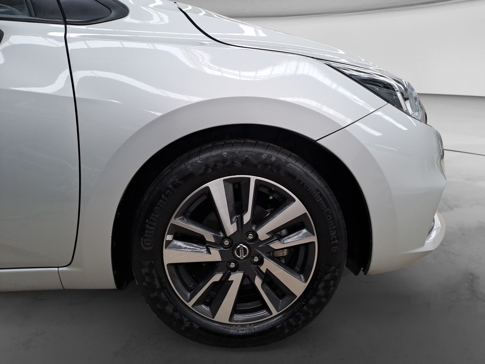 2021 Nissan VERSA ADVANCE CVT 21