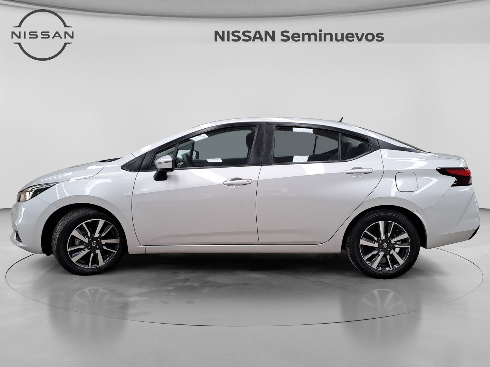2021 Nissan VERSA ADVANCE CVT 21