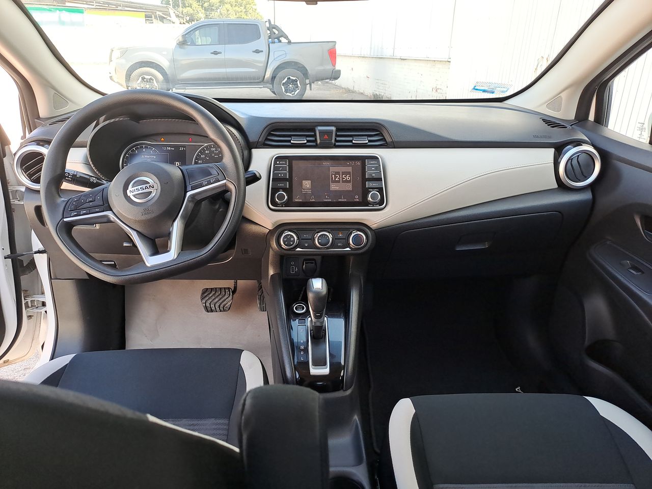 2020 Nissan VERSA ADVANCE CVT