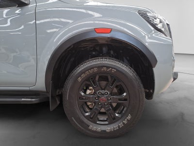 2024 Nissan FRONTIER FRONTIER PRO-4X 4X4 TA 24