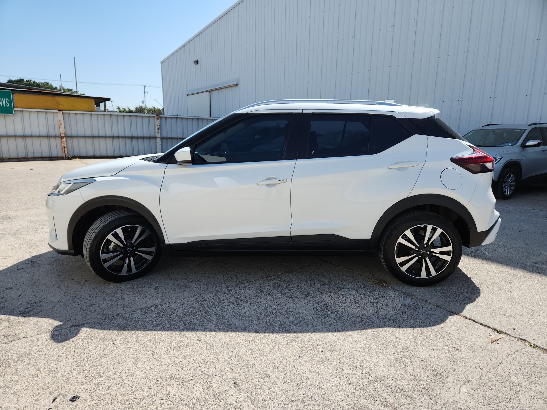 2025 Nissan KICKS ADVANCE 1.6 LTS CVT 25