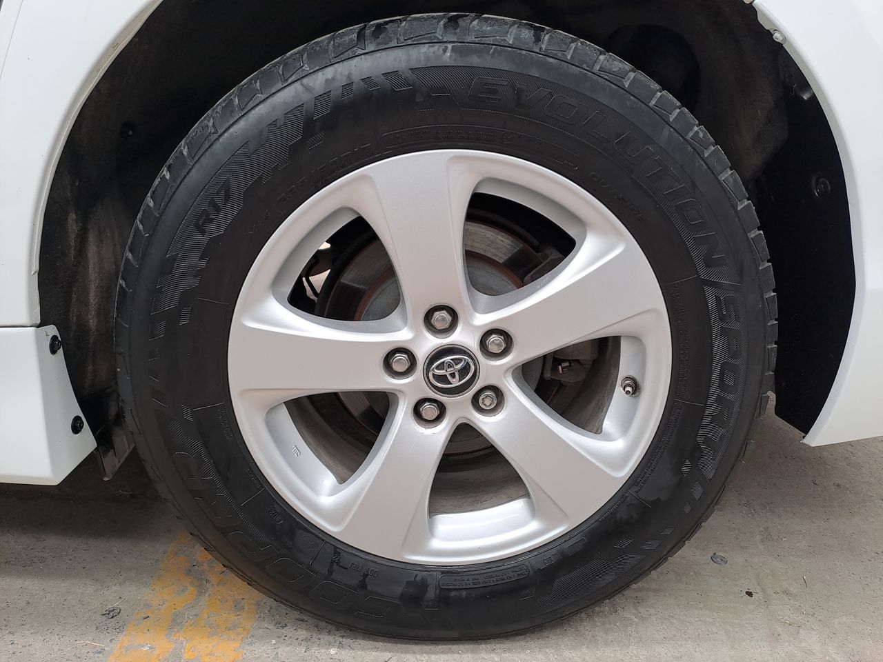 2018 Toyota SIENNA LE