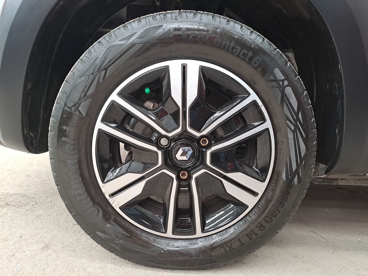 2024 RENAULT KWID ICONIC