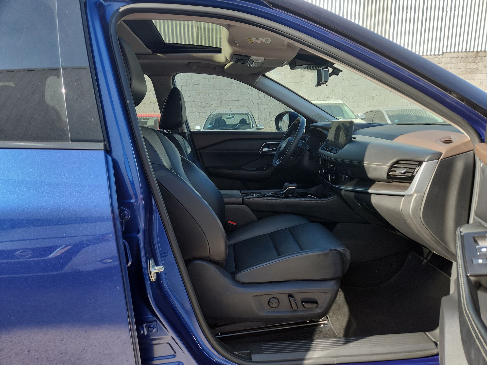 2025 Nissan X-TRAIL PLATINUM PLUS 2 ROW 25