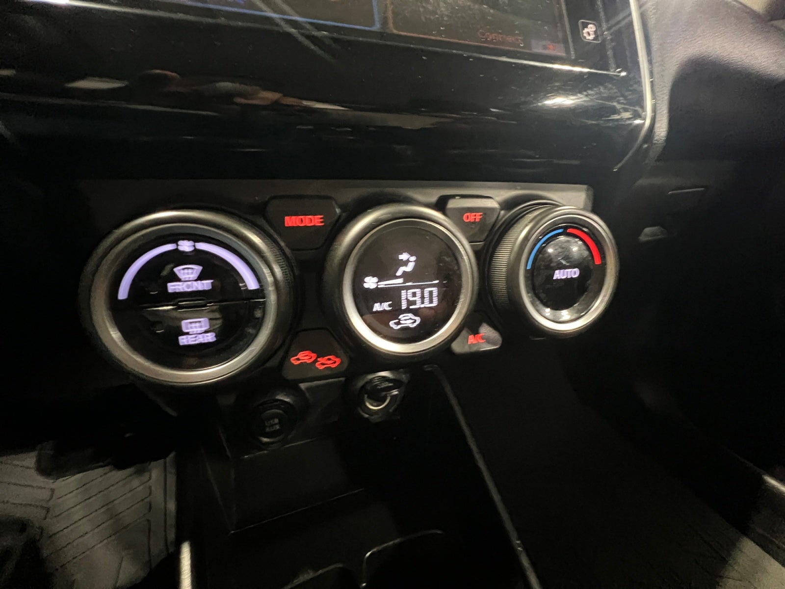 2020 SUZUKI SWIFT BOOSTERJET SPORT TA