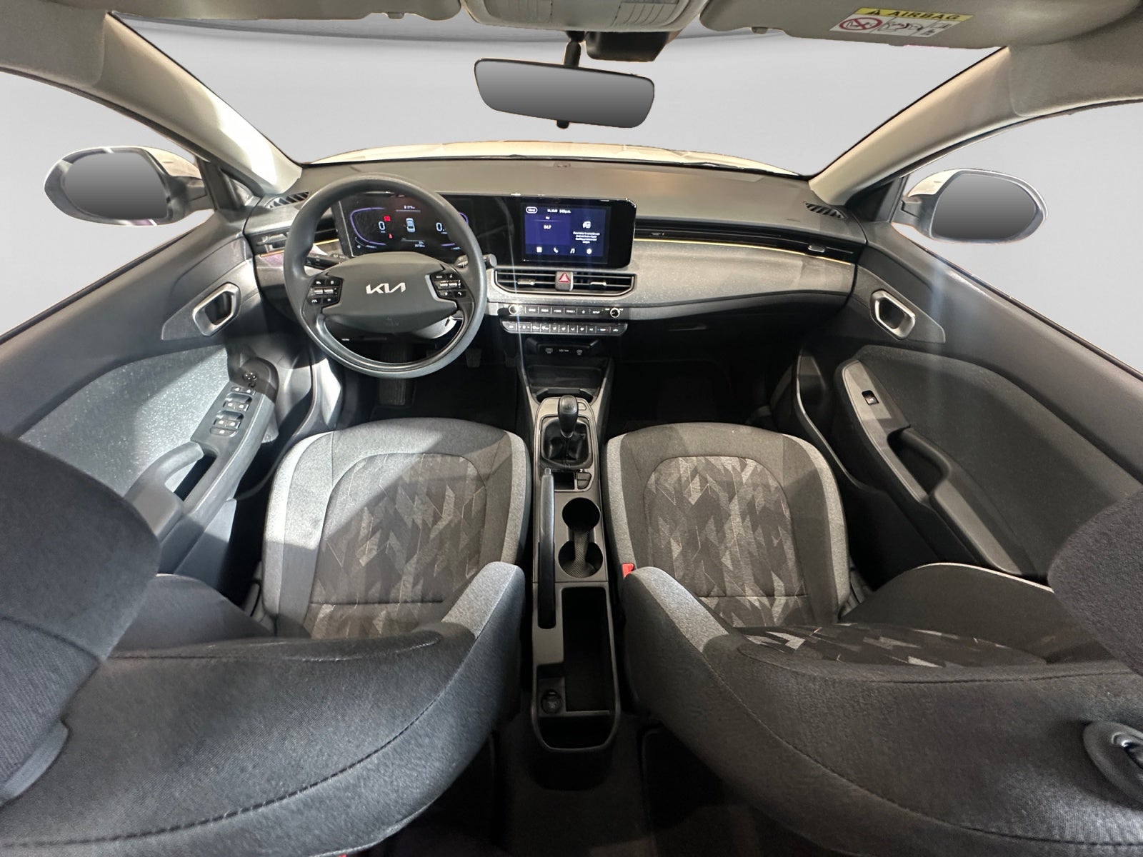 2026 Kia K3 K3 LX M/T Sedan