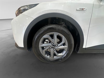 2026 Kia K3 K3 LX M/T Sedan