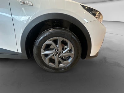 2026 Kia K3 K3 LX M/T Sedan