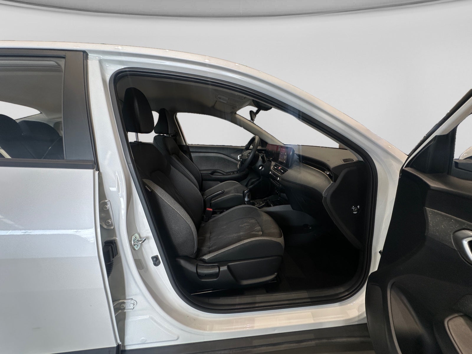2026 Kia K3 K3 LX M/T Sedan