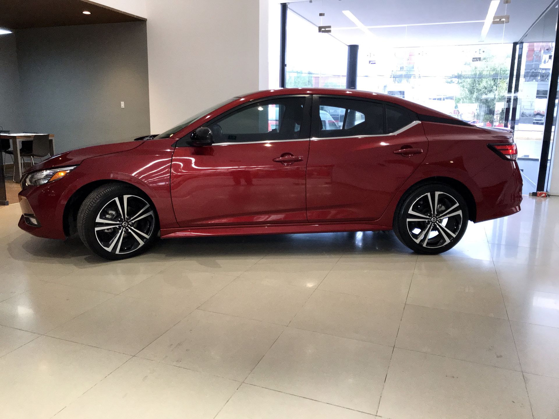 2023 Nissan SENTRA SR CVT 23