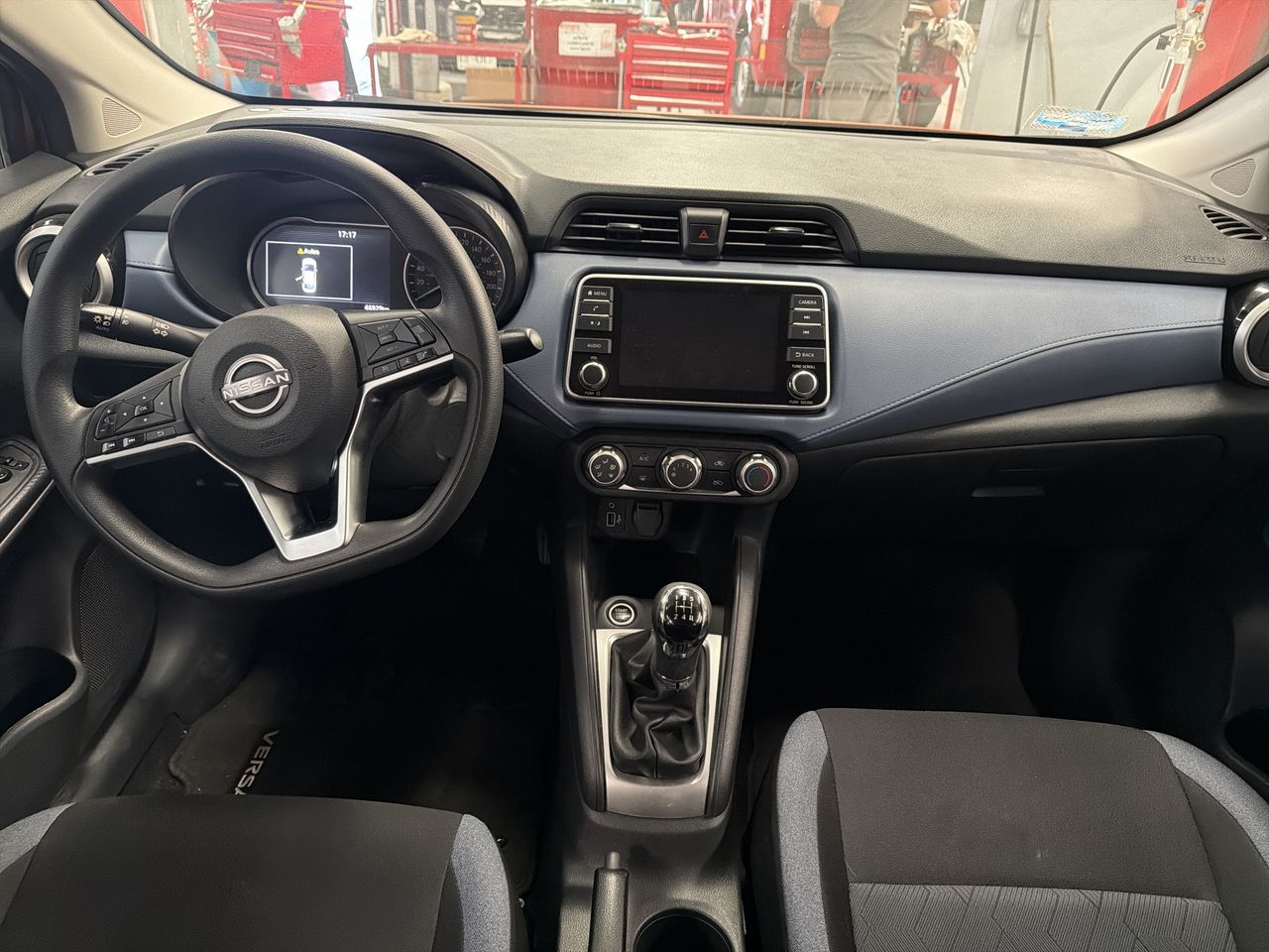 2023 Nissan VERSA ADVANCE MT 23