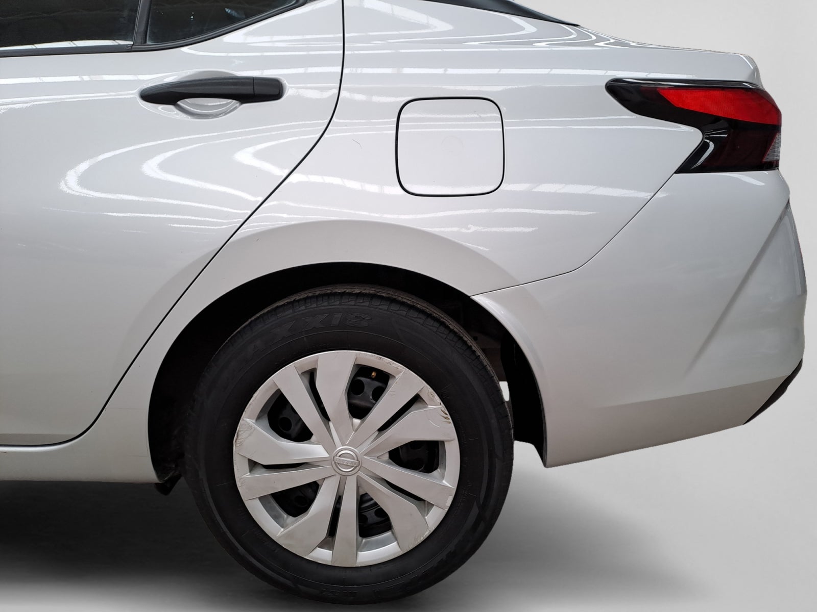 2024 Nissan VERSA SENSE MT 24