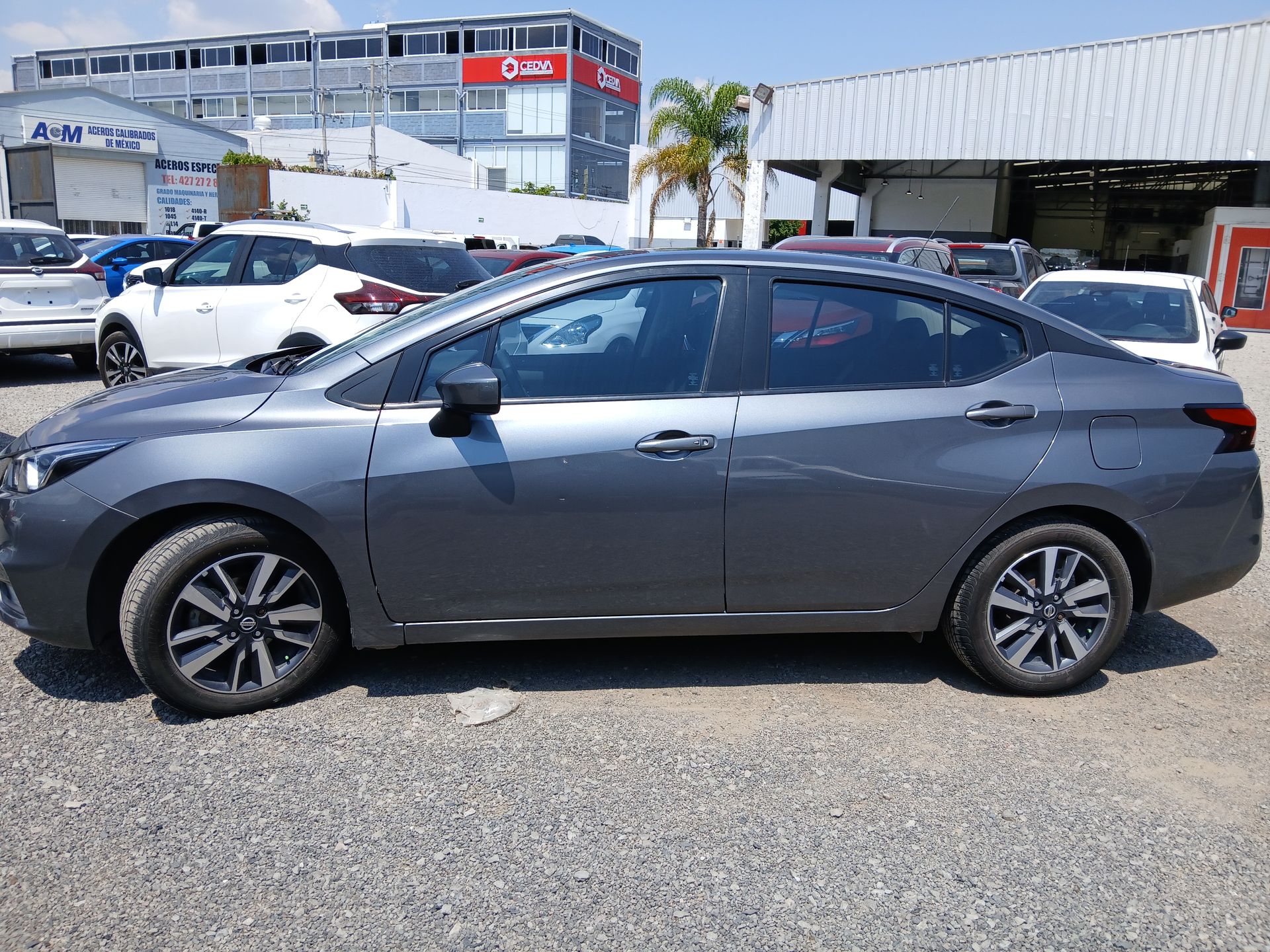 2022 Nissan VERSA ADVANCE MT 22