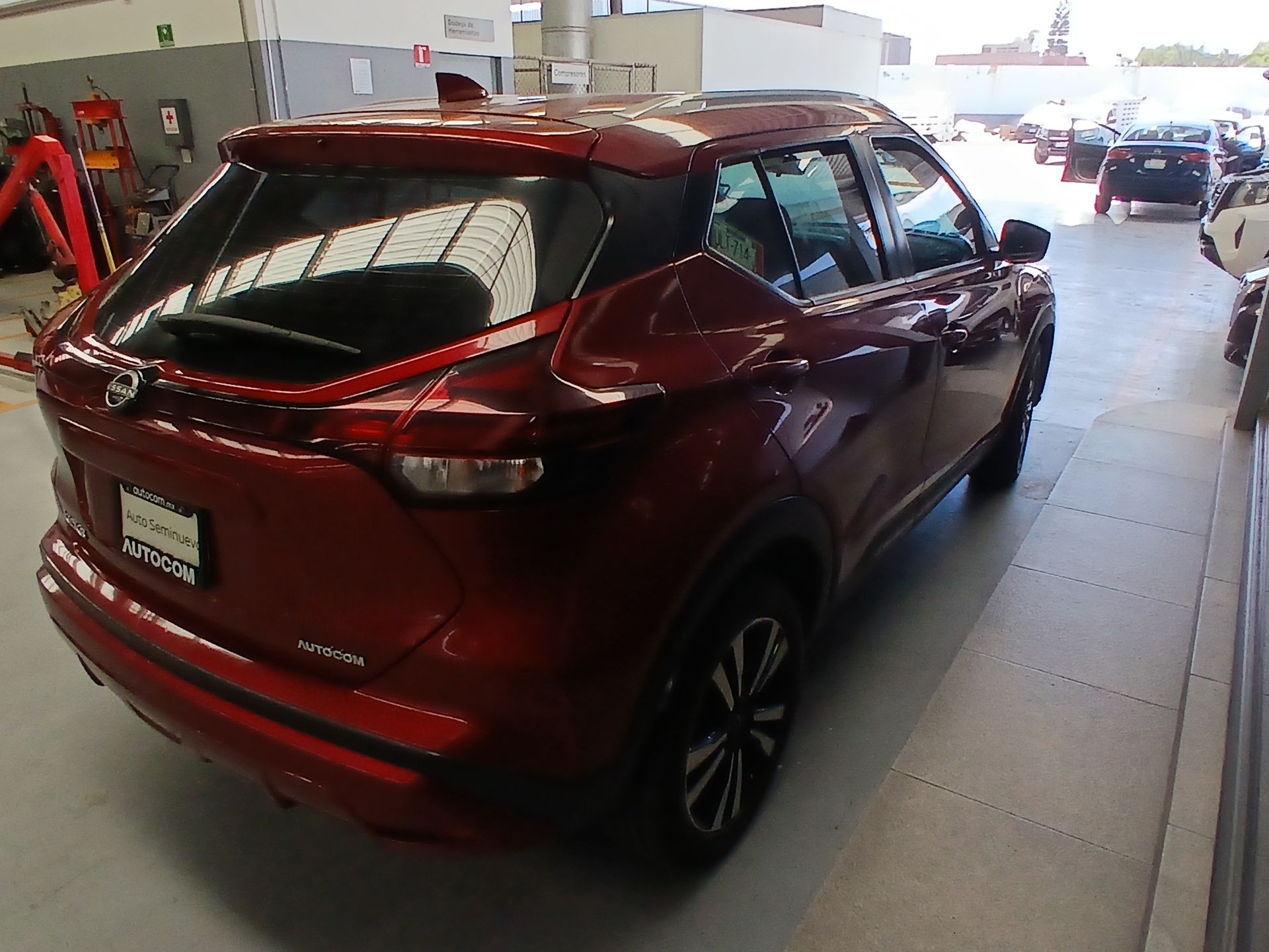 2023 Nissan KICKS KICKS ADVANCE CVT NEGRO