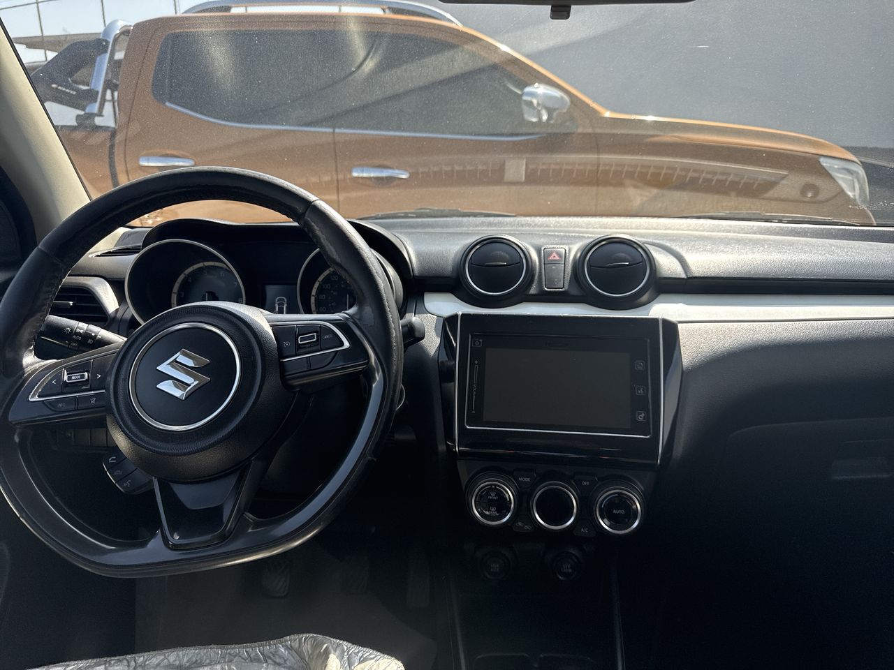 2018 SUZUKI SWIFT GLX TM