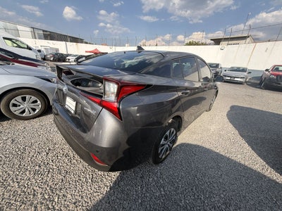 2020 Toyota PRIUS PREMIUM