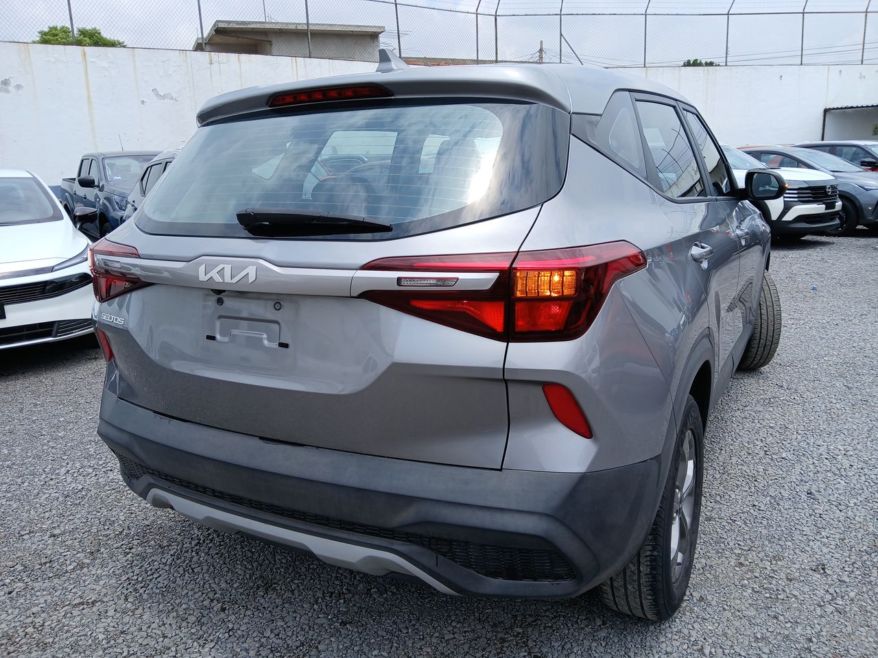 2023 Kia SELTOS EX TA