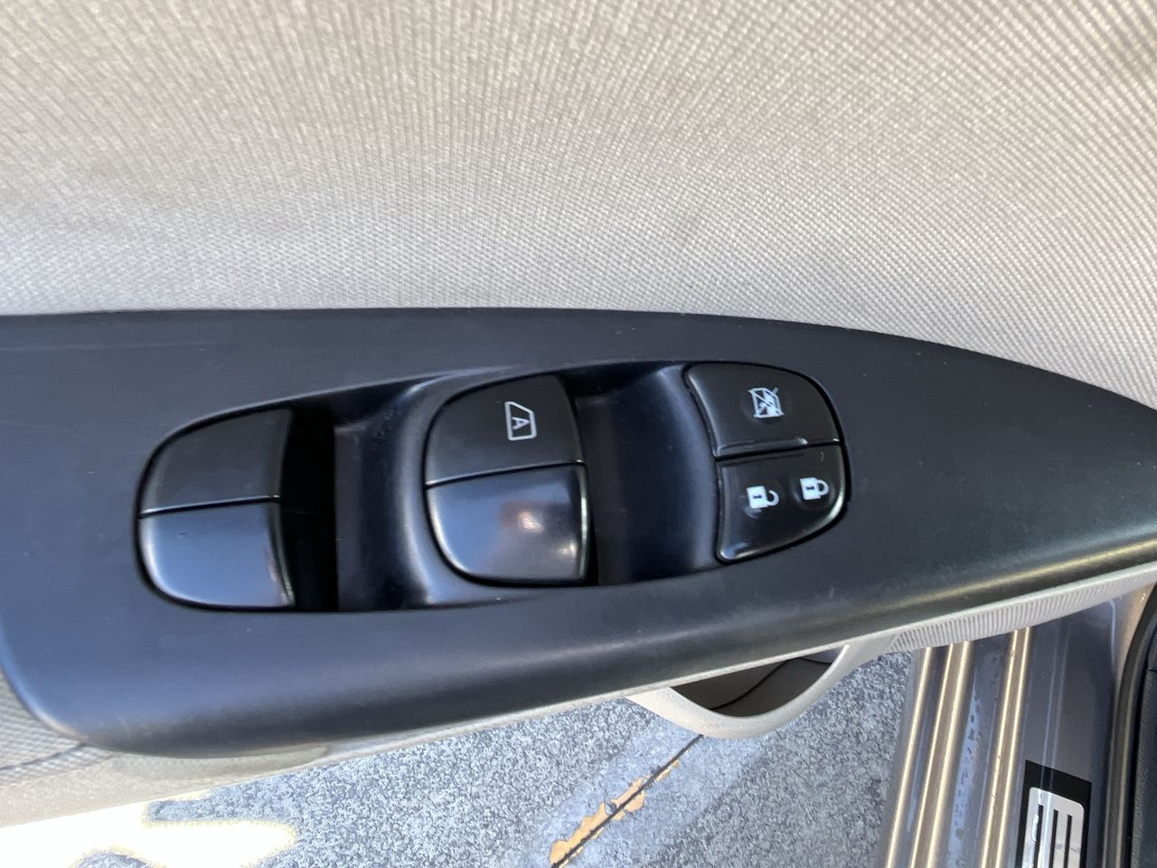 2017 Nissan SENTRA SENSE TM